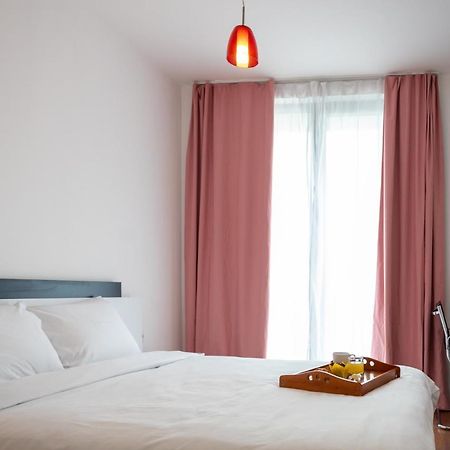 Sunny 1Bdr Apartment Near Center Sofya Dış mekan fotoğraf