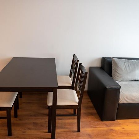 Sunny 1Bdr Apartment Near Center Sofya Dış mekan fotoğraf