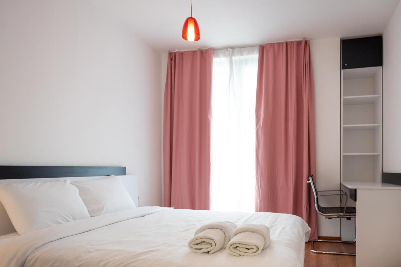 Sunny 1Bdr Apartment Near Center Sofya Dış mekan fotoğraf